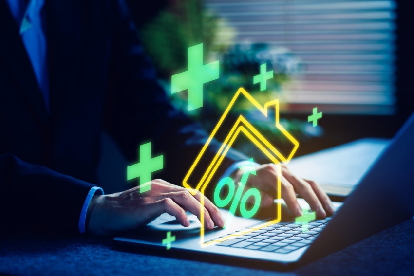 Téléphone, SMS, WhatsApp : quel canal convertit le mieux en immobilier ?