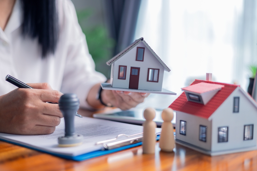 Immobilier : 15 847 cartes professionnelles en moins en 2025 par rapport à 2024